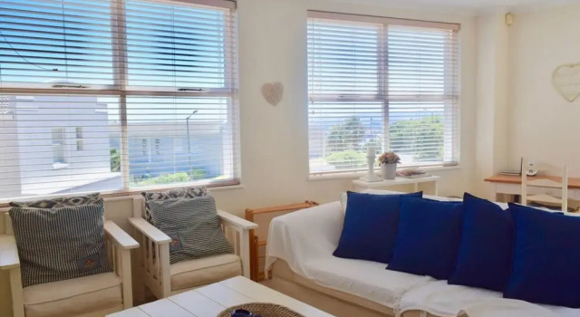 2 Bedroom Apartment Nestled Under Devil's Peak, Забронировать Апартаменты/квартира Кейптаун Центр Кейптаун, рядом с CPUT-Cape Peninsula University of Technology