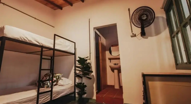 Кровать в общем номере (женский номер) Centro Hostel Medellin