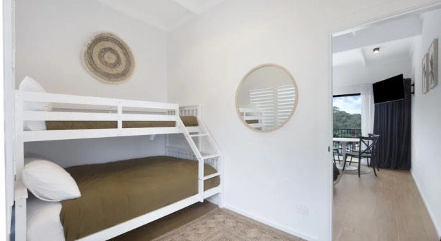 Четырёхместный семейный номер Standard с 2 комнатами с видом на океан The Beach Rooms