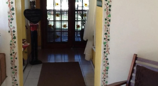 Sunflowers Guesthouse, Boek Hotel Kempton Park Gauteng