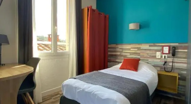 Люкс с 2 комнатами REV HÔTEL