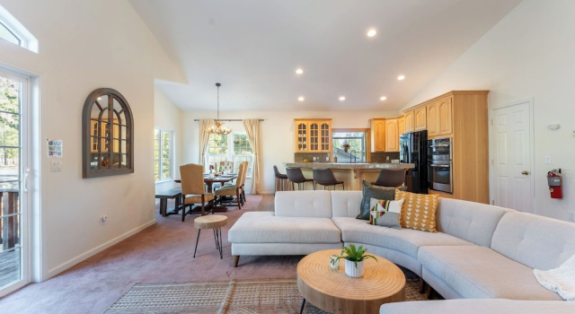 Blitzen by Avantstay Pet-friendly Tahoe Retreat, Near Heavenly Ski Resort