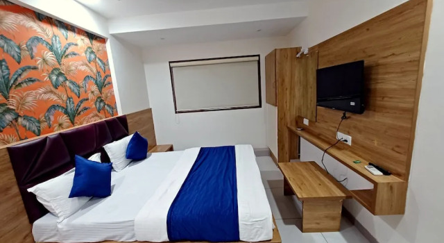 Hotel New Lake View, Boek Hotel Vastrapur 