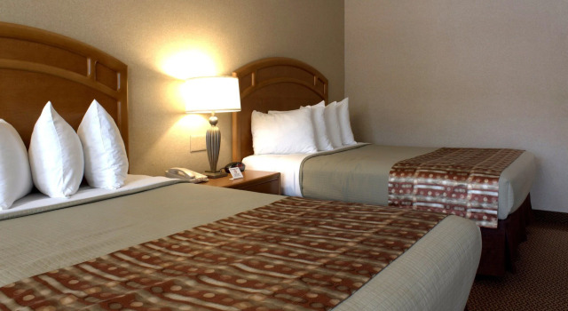 Adventureland Inn