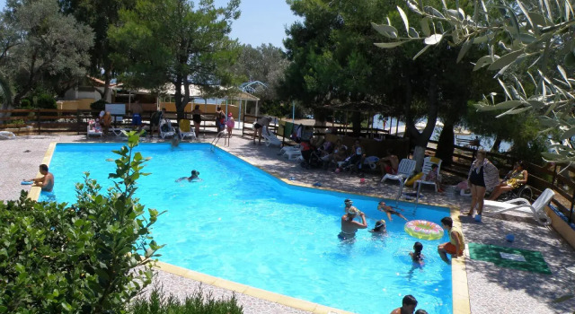 Hotel Petit Village, Забронировать Отель Бизнес-отели Эретрия, 4* 5*