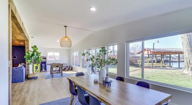 Коттедж Modern Buckeye Lake Retreat: Game Room & Fire Pit!