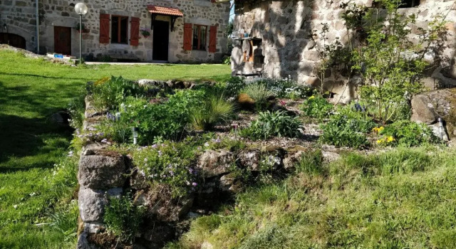 Les Fayettes, Book Hotel Montregard Rhône-Alps