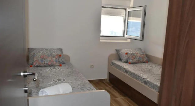 Apartments Sea View, Book Lejlighed Hoteller i Kotor Riviera med parkering, Parkering