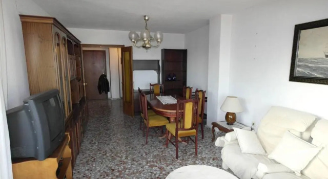 Pv20b, Amplio Apartamento Centrico, 50 Mt de la Playa Y Vistas Al Mar, Buchen Sie Ferienwohnung Villajoyosa Costa Blanca