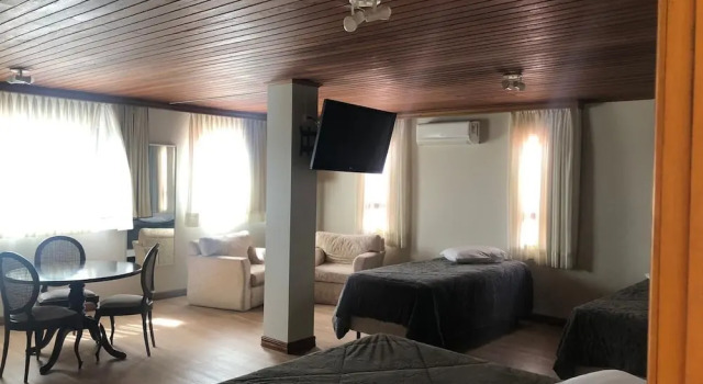 Четырёхместный номер Deluxe Letto Hotel Flores da Cunha