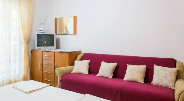 Guest House Raguz