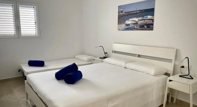 Apartamentos Anjomacar II
