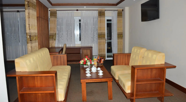 SK LEGEND VUNG TAU HOTEL, Забронировать Отель Вунгтау Бариа-Вунгтау, рядом с Express Ship Harbour