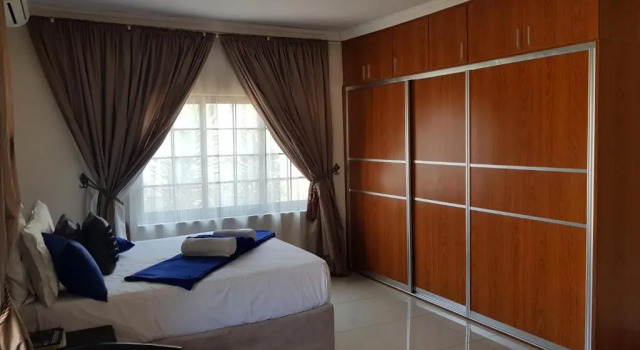 Royal Suites Guest House