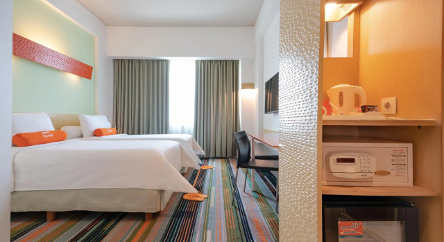 Номер Standard HARRIS Hotel & Convention Festival Citylink Bandung
