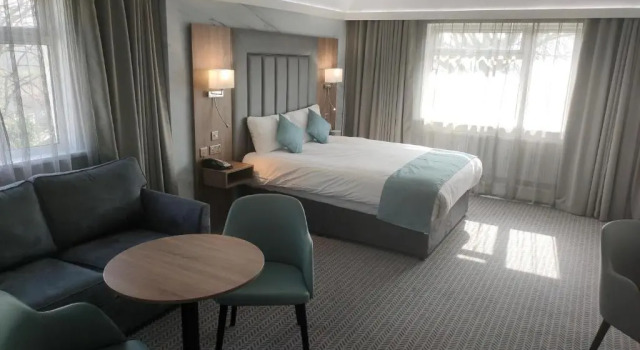 Полулюкс Best Western Premier Heronston Hotel & Spa