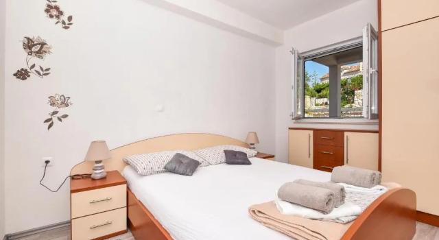 Apartmani Nina & Mili, Забронировать Апартаменты/квартира Игране Макарска Ривьера