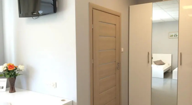 Hostel Broniewskiego, Varaa Hostelli Bielany Varsova