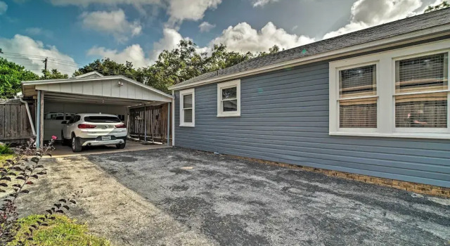 Pet-friendly Brenham Cottage w/ Yard!, Rezerwuj Dom wakacyjny Brenham Teksas