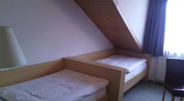 Hotel Retro, Забронировать Отель Отели Attergau 3 звезды, 3*