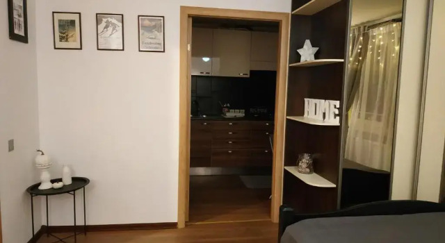 NON-Smoking Vesetas Apt 25min from Old Town, Забронировать Апартаменты/квартира Рига Видземе, рядом с Христорождественский кафедральный собор в Риге