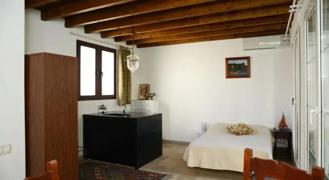 Casa Juana, Забронировать Отель Херес-де-ла-Фронтера Коста-де-ла-Лус, рядом с Los Duendes de Jerez