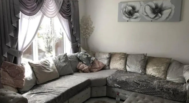 Коттедж Impeccable 2-bed House in Weston-super-mare