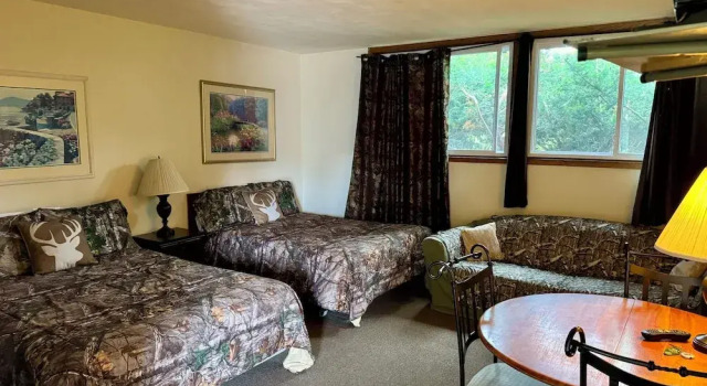 Standaard Vierpersoonskamer Napps Motel