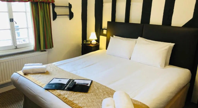 Двухместный номер Standard Brook Red Lion Hotel