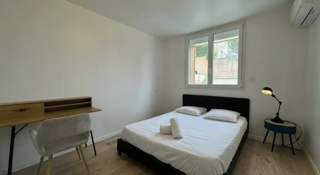 Peaceful Home With Terrace & Parking