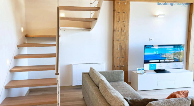 Fronte Mare Suites - Apartment (E) - Elegant new apartment on 2 levels in Portoferraio-Fronte Mare Suites - Quadri (E), Book Lejlighed Lejligheder i Portoferraio, Lejlighed
