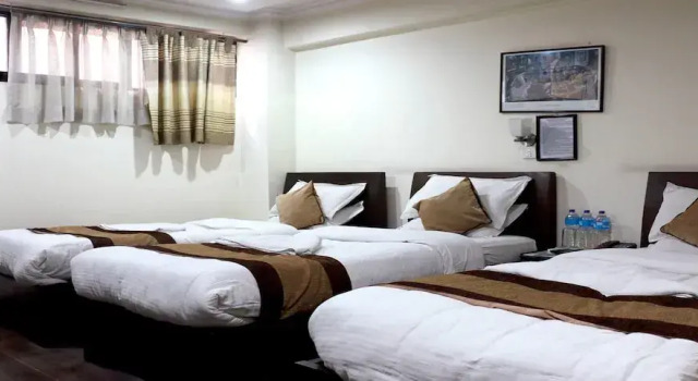 Трёхместный номер Deluxe MeroStay 128 AI Hotel