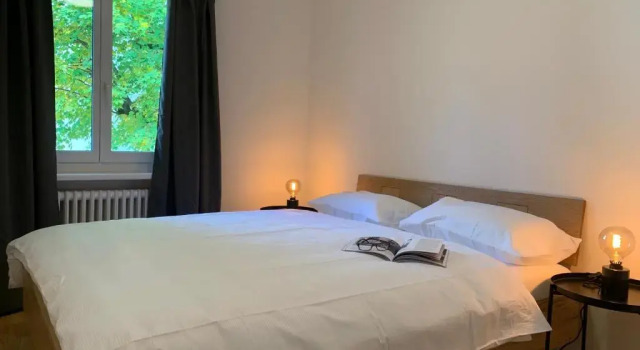 Modern 2 bedroom apartment close to Zurich airport, Varaa Huoneisto Opfikon Zürich