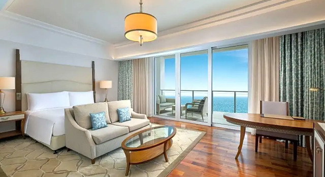 Двухместный номер with Skyline Sea View Deluxe Waldorf Astoria Dubai Palm Jumeirah