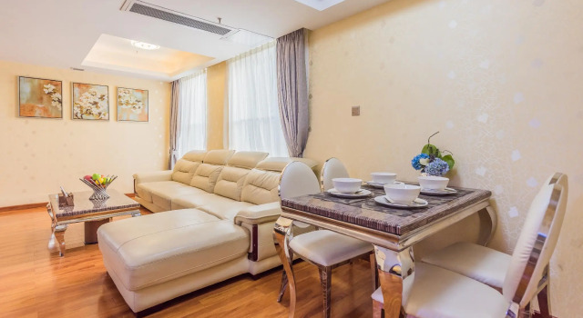 Люкс Nomo Service Apartment The Legend