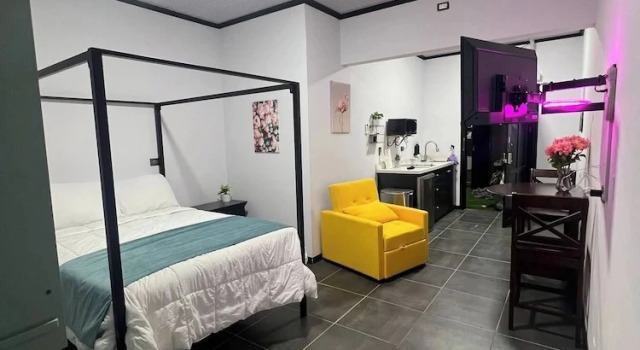 Cozy 1-bedroom Apartment in Central Alajuela