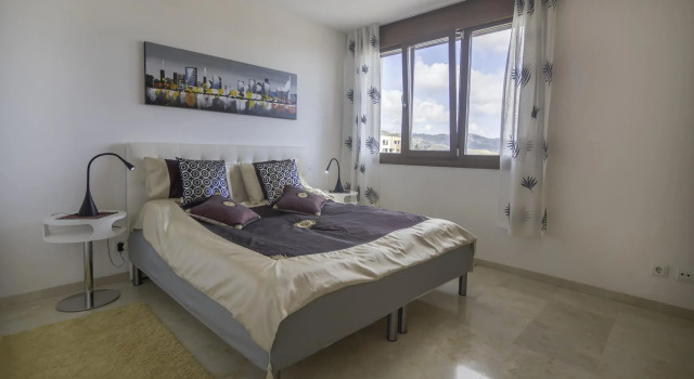28039 - Great penthouse near beach