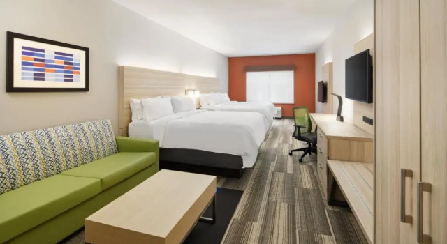 Люкс Holiday Inn Express Hotel & Suites Salem by IHG