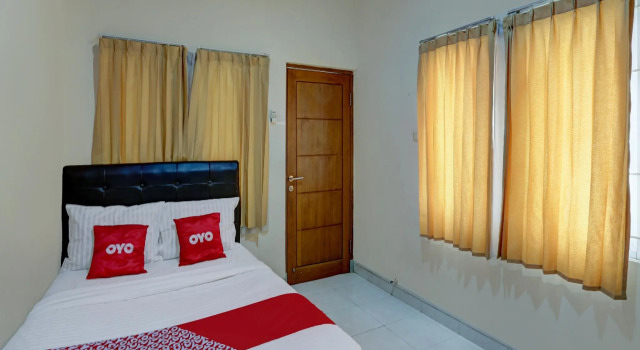 OYO 90068 Exclusive Barkah Residence Syariah, Book Hotel Jakarta Jakarta Province