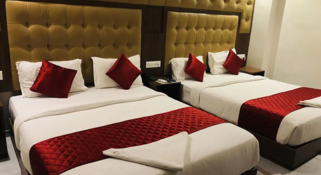 Четырёхместный номер Deluxe Hotel BKC Garden