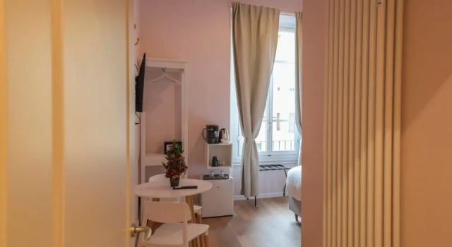 B&B Magnolia, Забронировать Отель «постель и завтрак» Флоренция Тоскана, рядом с Дом Буонаротти