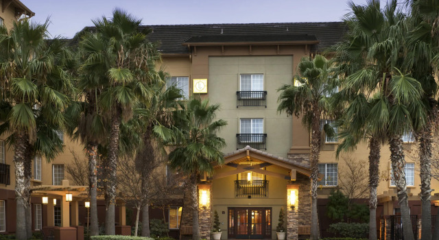 Larkspur Landing Extended Stay Suites South San Francisco