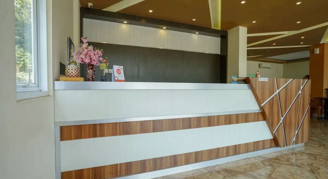OYO 1727 Hotel 929, Rezerwuj Hotel Lubuklinggau Sumatra