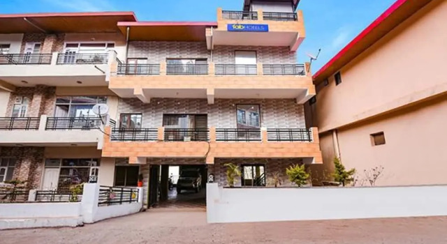 Fabhotel The Kasauli Heavens, Забронировать Отель Отели штата Химачал-Прадеш с завтраком, Завтраки