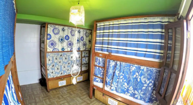 Кровать в общем номере Local Hostel Manaus
