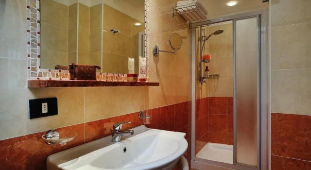 Четырёхместный номер Standard Hotel Marilena