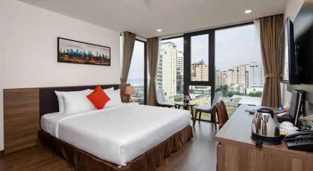 Люкс с видом на город Amunra Ocean Hotel