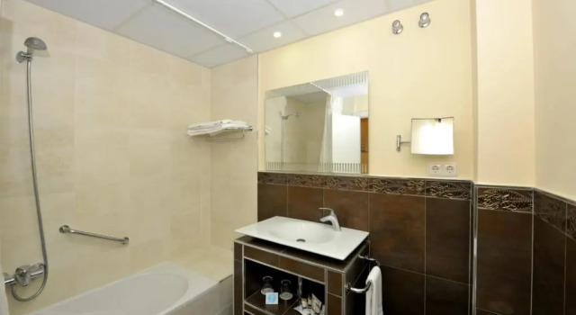 Номер Superior с балконом Hotel Salobreña Suites