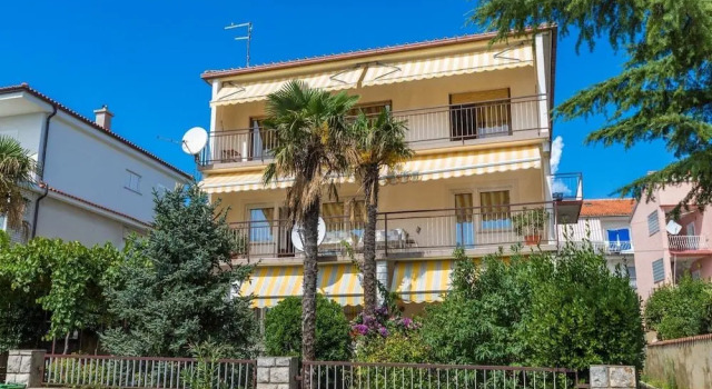 Apartments Antony, Book Lejlighed Hoteller i Kvarner med parkering, Parkering