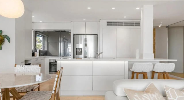Beachfront Luxury, Hastings Street, Prenota Hotel Hotel a Queensland con piscina, Piscina